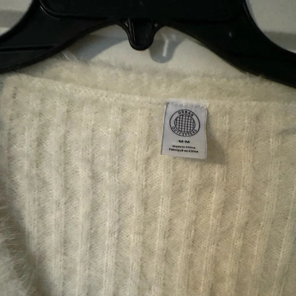 Urban Outfitters Cream Cropped Cardigan - Picture 3 of 3